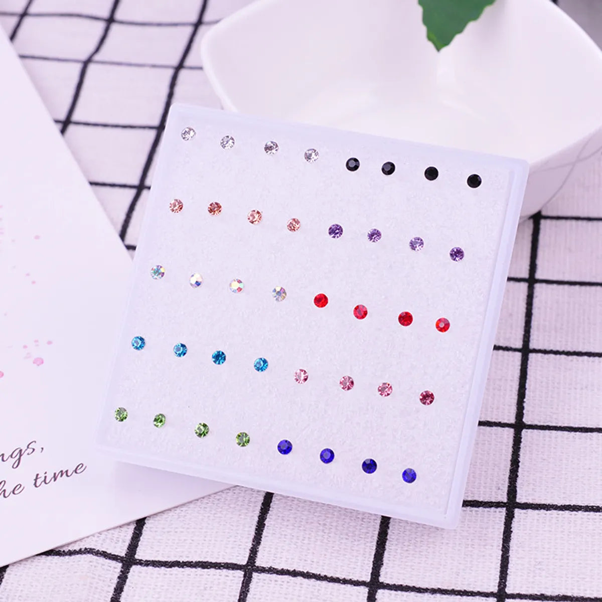 1 Pair Simple Style Solid Color Plastic Rhinestone Ear Studs