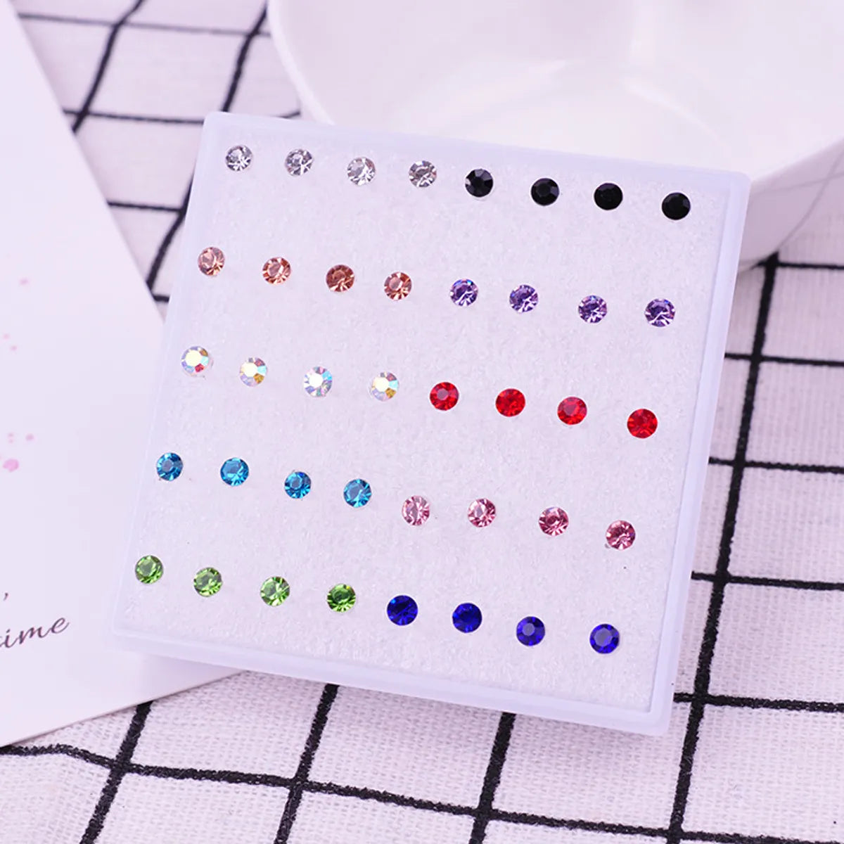 1 Pair Simple Style Solid Color Plastic Rhinestone Ear Studs