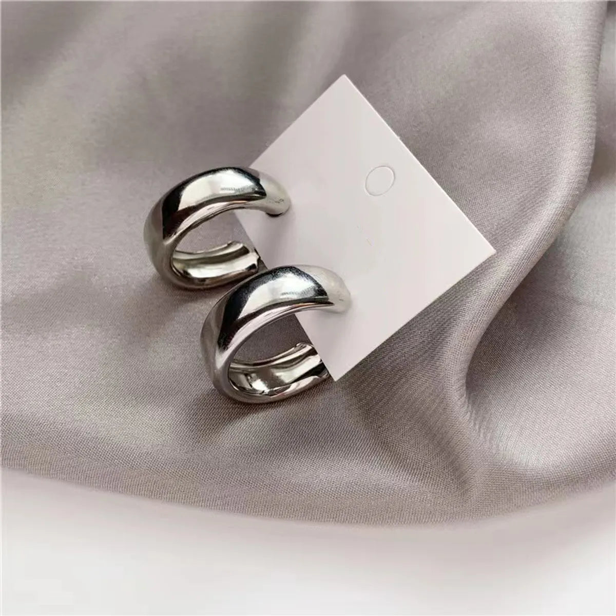 1 Pair Simple Style Solid Color Plating Alloy White Gold Plated Gold Plated Ear Studs