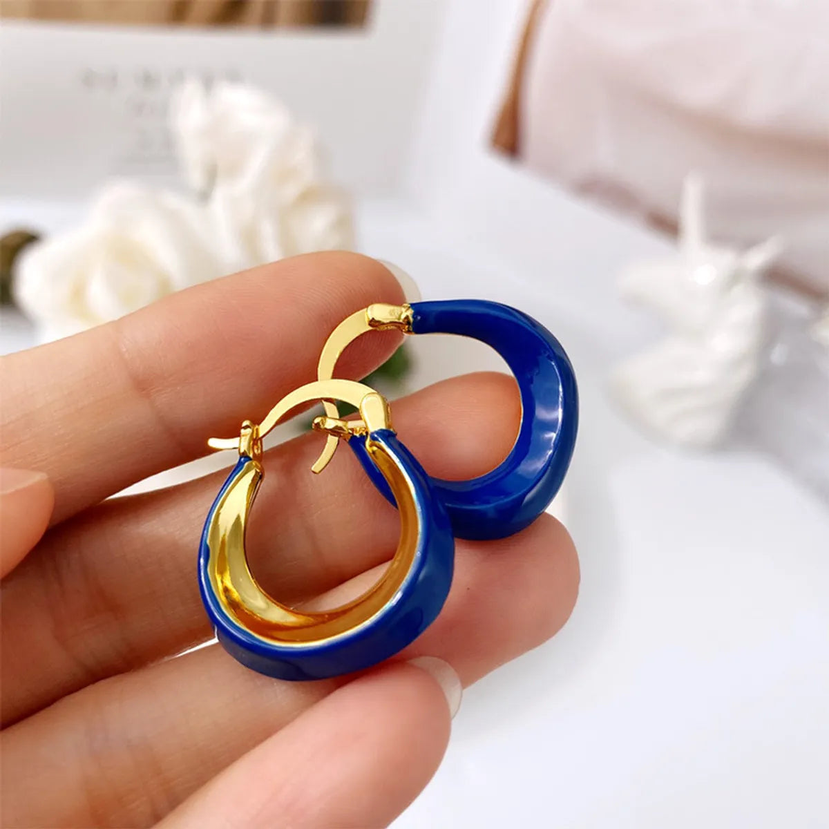 1 Pair Simple Style Solid Color Plating Copper Copper Hoop Earrings