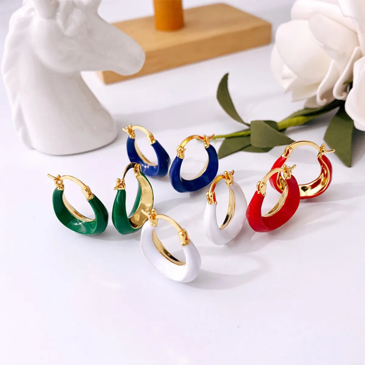 1 Pair Simple Style Solid Color Plating Copper Copper Hoop Earrings