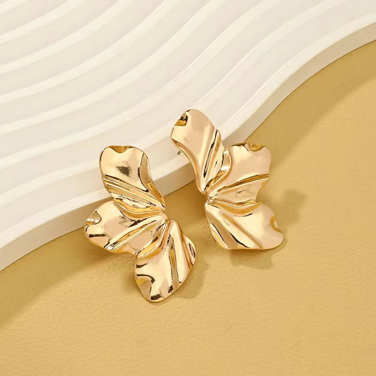 1 Pair Simple Style Solid Color Plating Iron Ear Studs