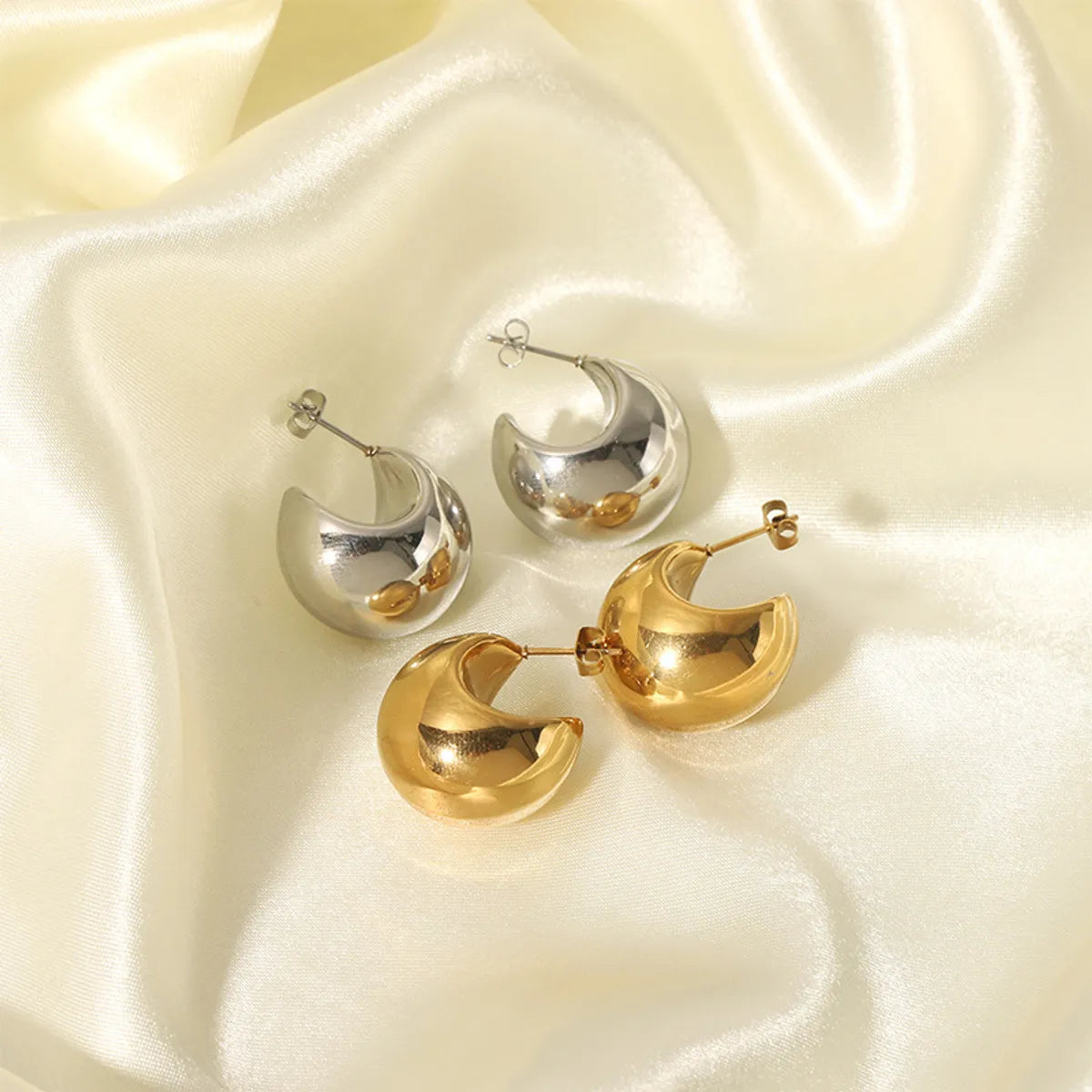 1 Pair Simple Style Solid Color Plating Stainless Steel 18k Gold Plated Ear Studs