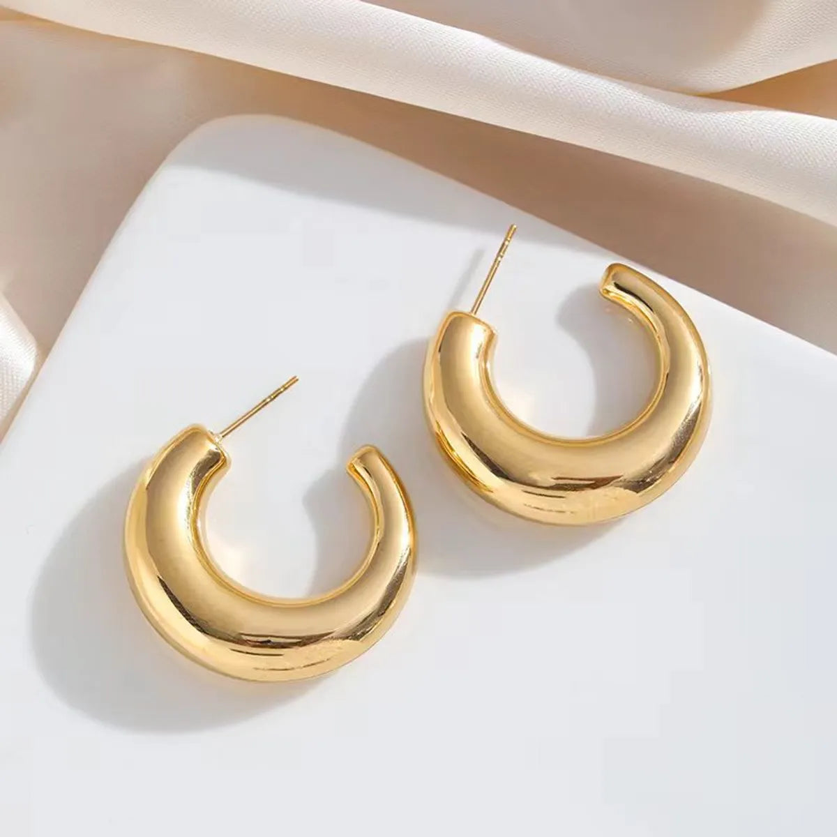 1 Pair Simple Style Solid Color Plating Stainless Steel 18k Gold Plated Ear Studs