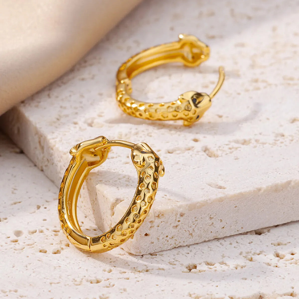 1 Pair Simple Style Solid Color Plating Stainless Steel 18k Gold Plated Earrings