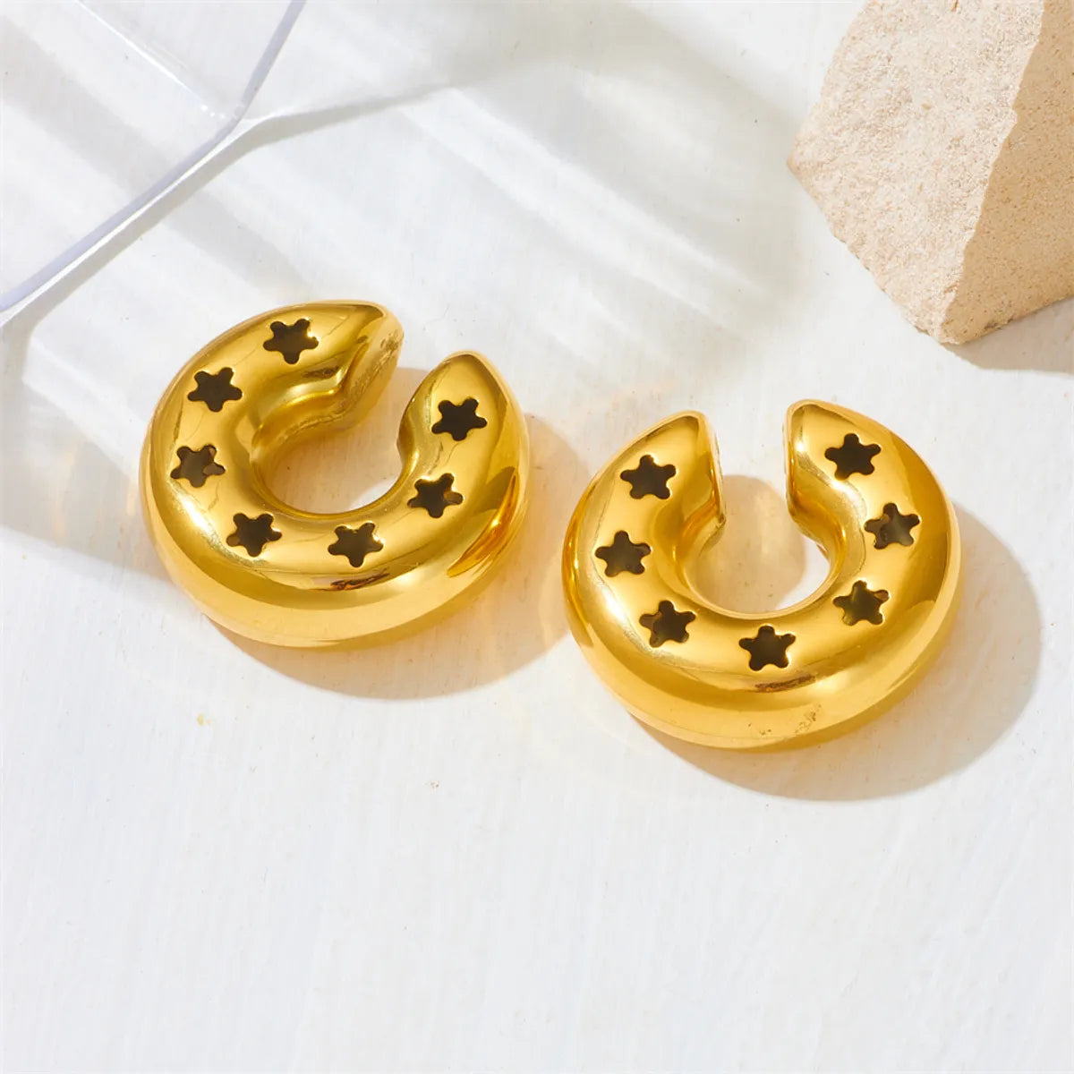 1 Pair Simple Style Solid Color Plating Stainless Steel Gold Plated Ear Cuffs