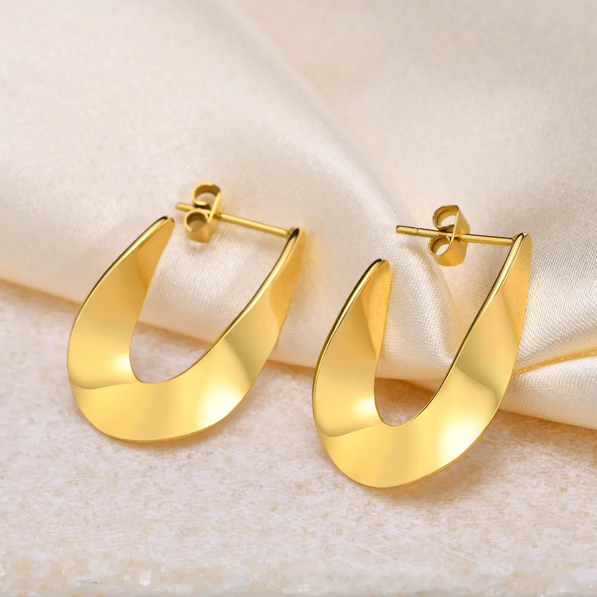 1 Pair Simple Style Solid Color Plating 201 Stainless Steel Gold Plated Earrings