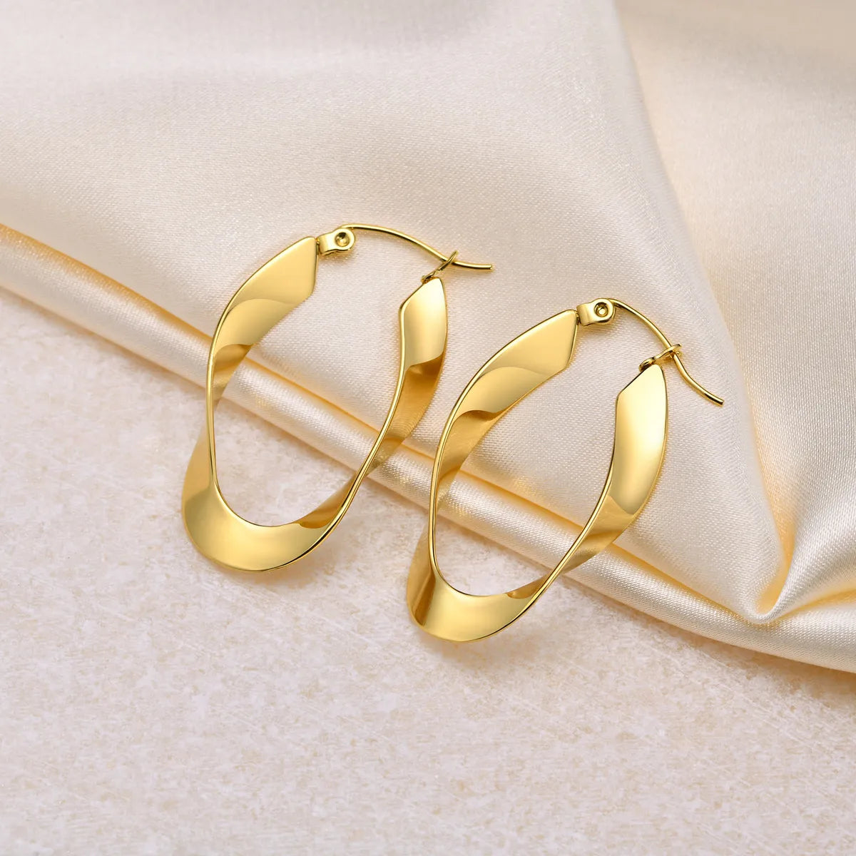 1 Pair Simple Style Solid Color Plating 201 Stainless Steel Gold Plated Earrings