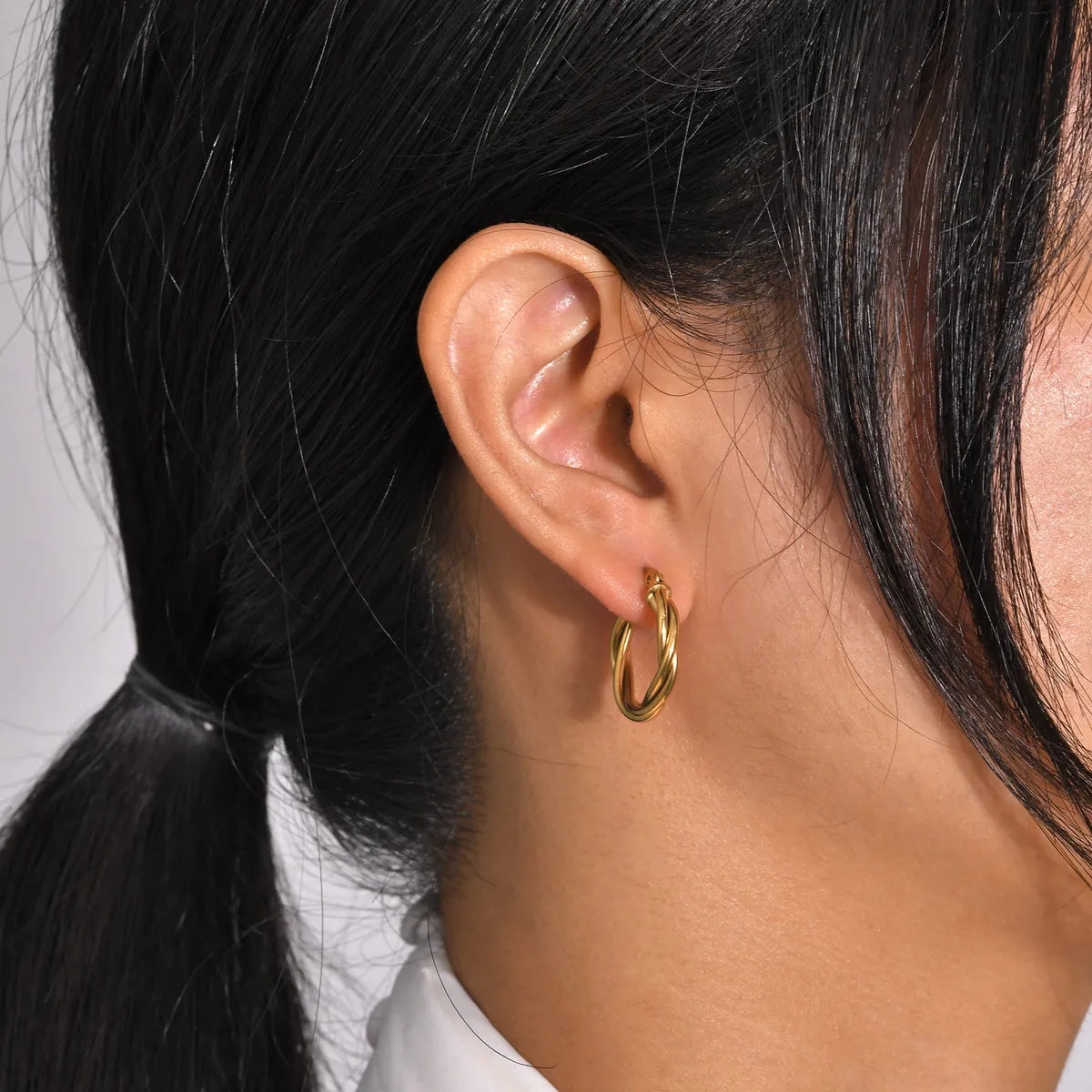 1 Pair Simple Style Solid Color Plating Stainless Steel Gold Plated Earrings