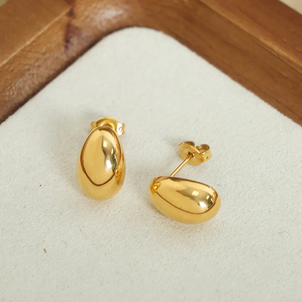 1 Pair Simple Style Solid Color Plating Titanium Steel 18k Gold Plated Ear Studs