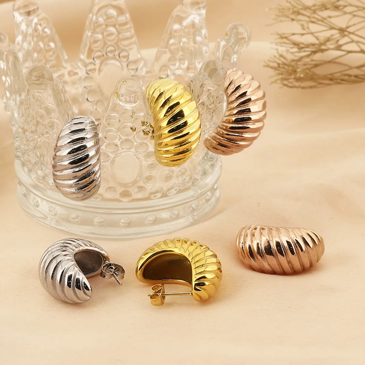 1 Pair Simple Style Solid Color Plating Titanium Steel Gold Plated Ear Studs