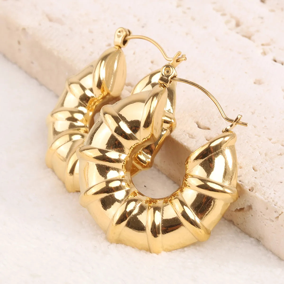 1 Pair Simple Style Solid Color Plating Titanium Steel Gold Plated Earrings