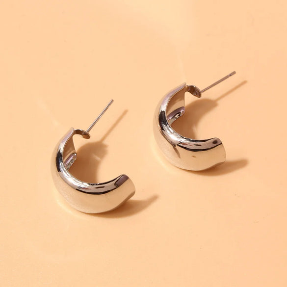 1 Pair Simple Style Solid Color Three-Dimensional Metal Ear Studs