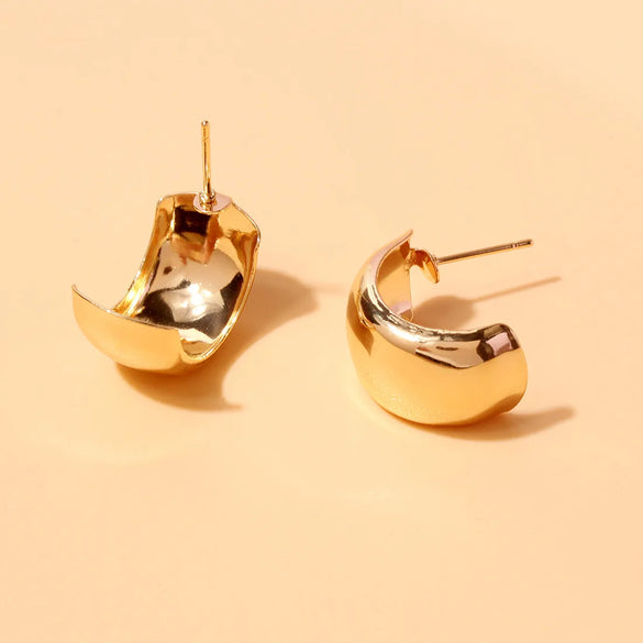 1 Pair Simple Style Solid Color Three-Dimensional Metal Ear Studs