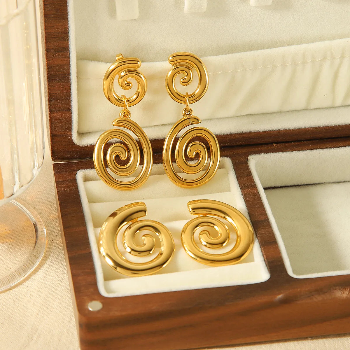 1 Pair Simple Style Spiral Stripe Polishing Plating 304 Stainless Steel 18K Gold Plated Drop Earrings