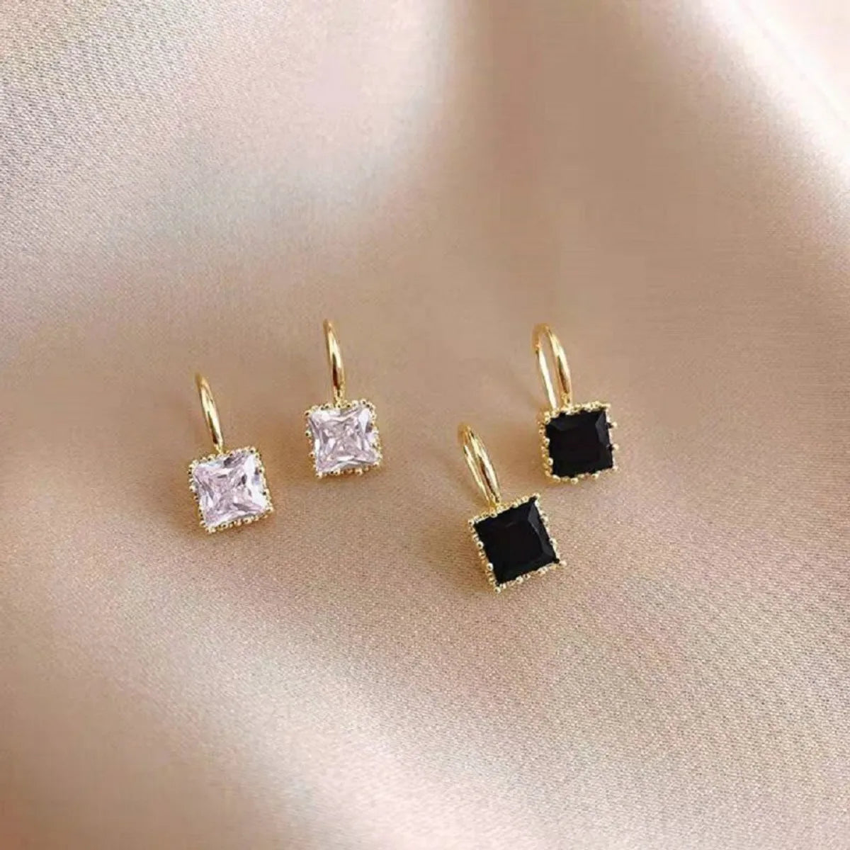 1 Pair Simple Style Square Alloy Plating Zircon Women'S Earrings