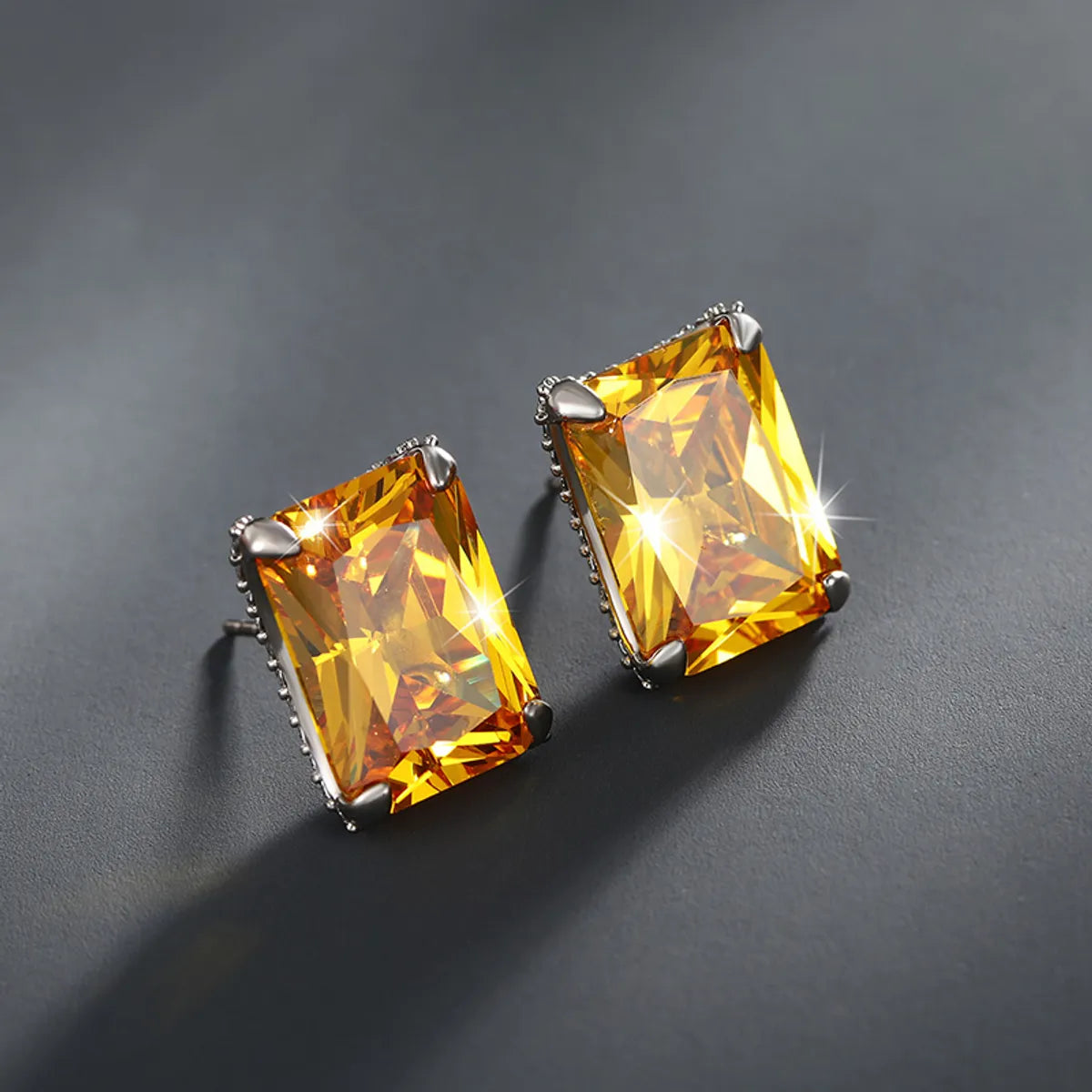 1 Pair Xuping Simple Style Square Plating Inlay Alloy Zircon White Gold Plated Ear Studs