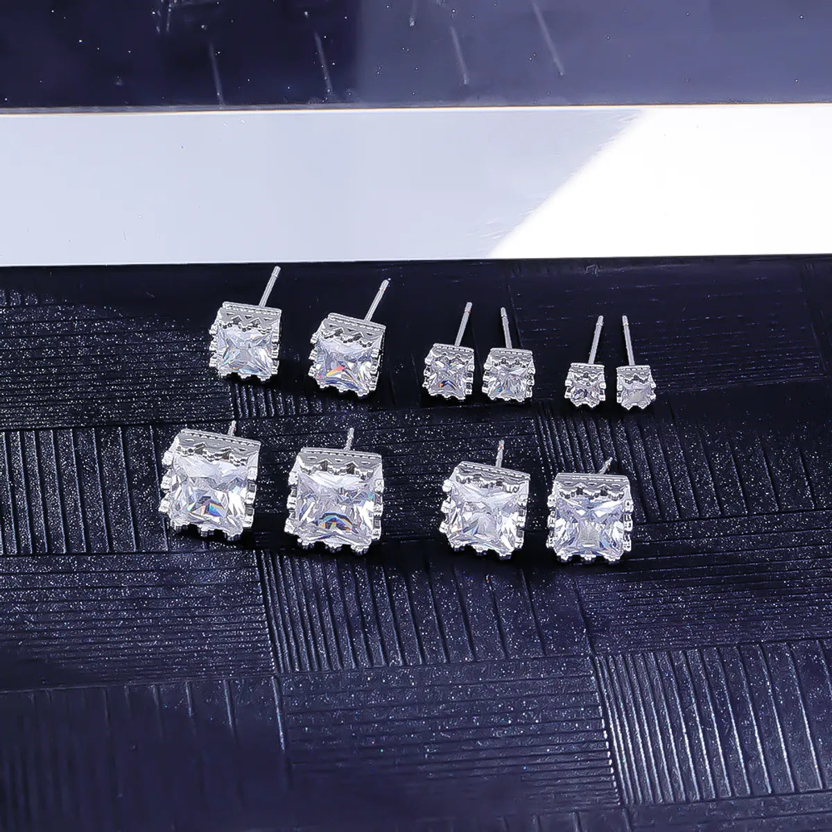 1 Pair Simple Style Square Plating Inlay Copper Zircon White Gold Plated Ear Studs