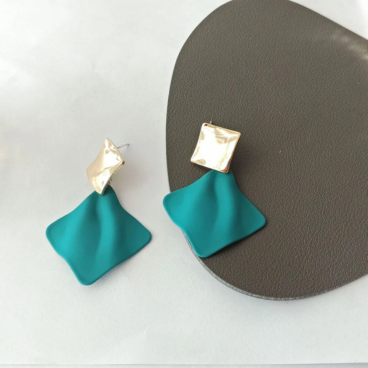 1 Pair Simple Style Square Stoving Varnish Iron Drop Earrings