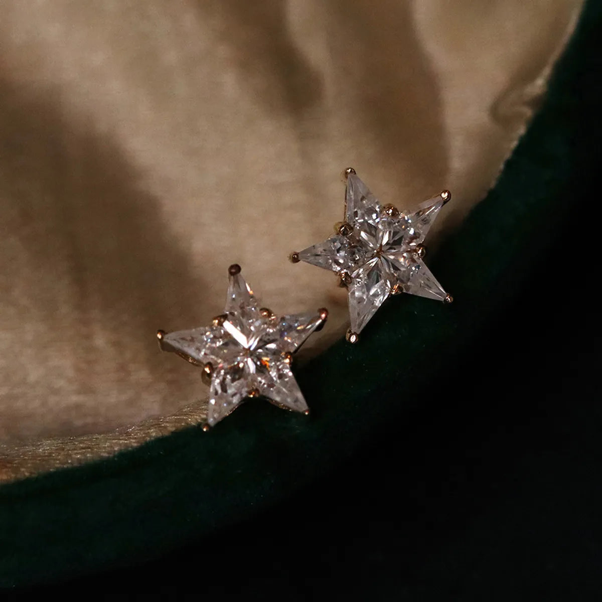 1 Pair Simple Style Star Inlay Sterling Silver Rhinestones Ear Studs