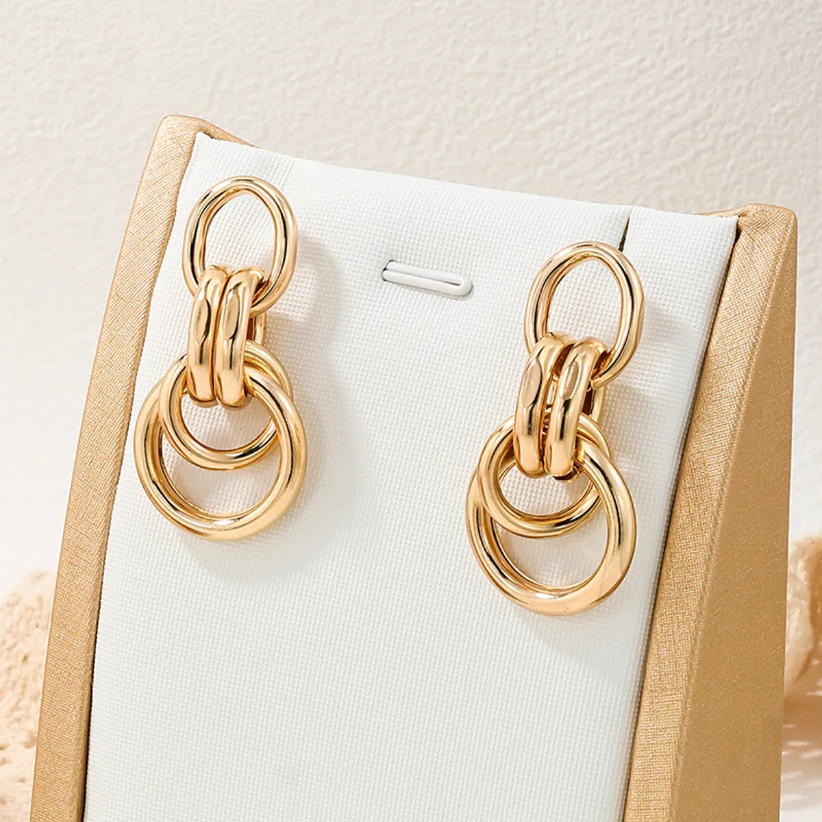 1 Pair Simple Style Streetwear Commute Geometric Ferroalloy Drop Earrings