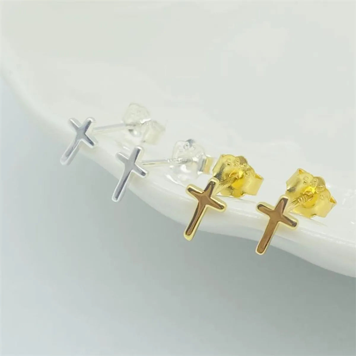 1 Pair Simple Style Streetwear Cross Plating Sterling Silver Ear Studs