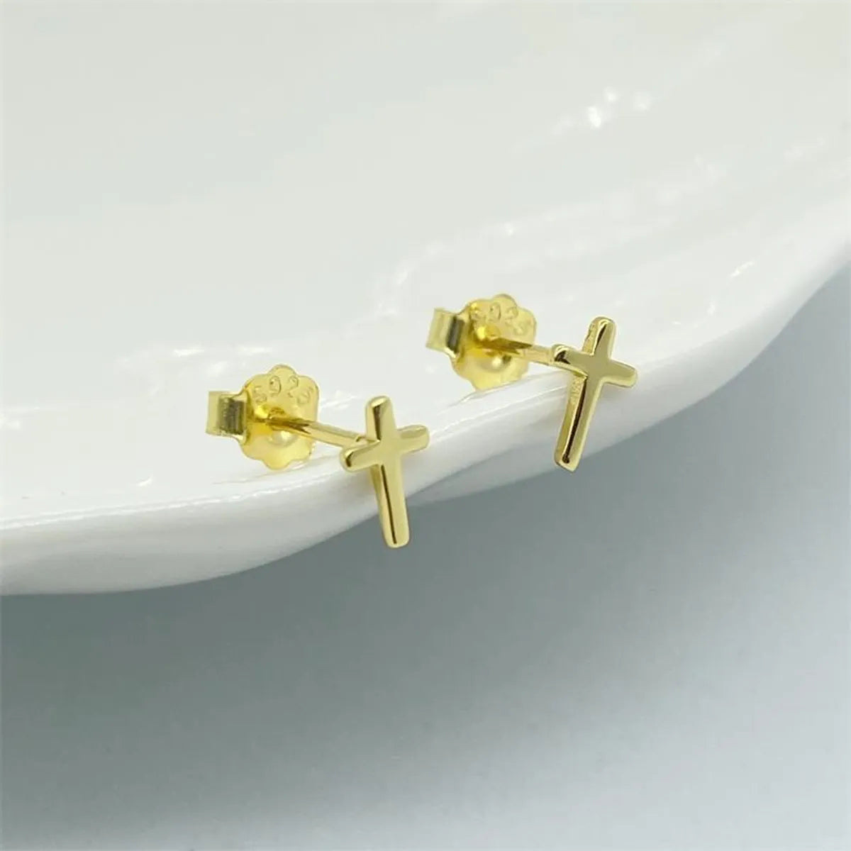 1 Pair Simple Style Streetwear Cross Plating Sterling Silver Ear Studs