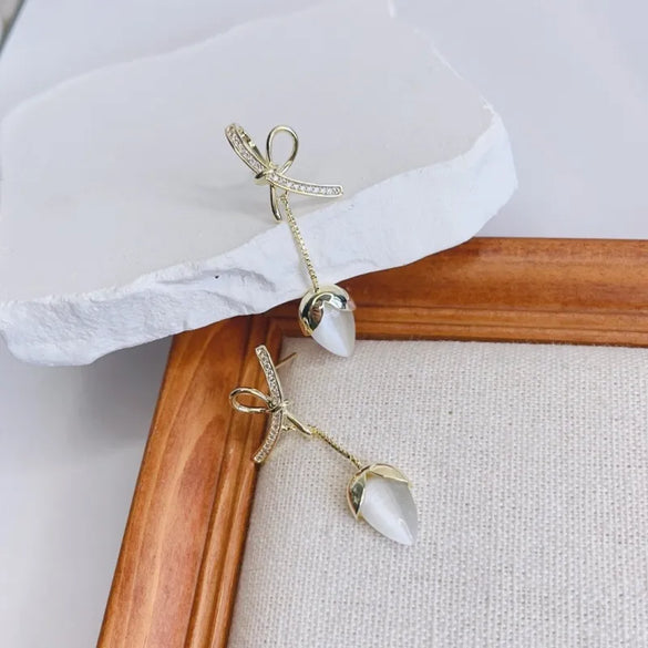 1 Pair Simple Style Streetwear Heart Shape Plating Inlay Copper Opal 18K Gold Plated Chandelier Earrings