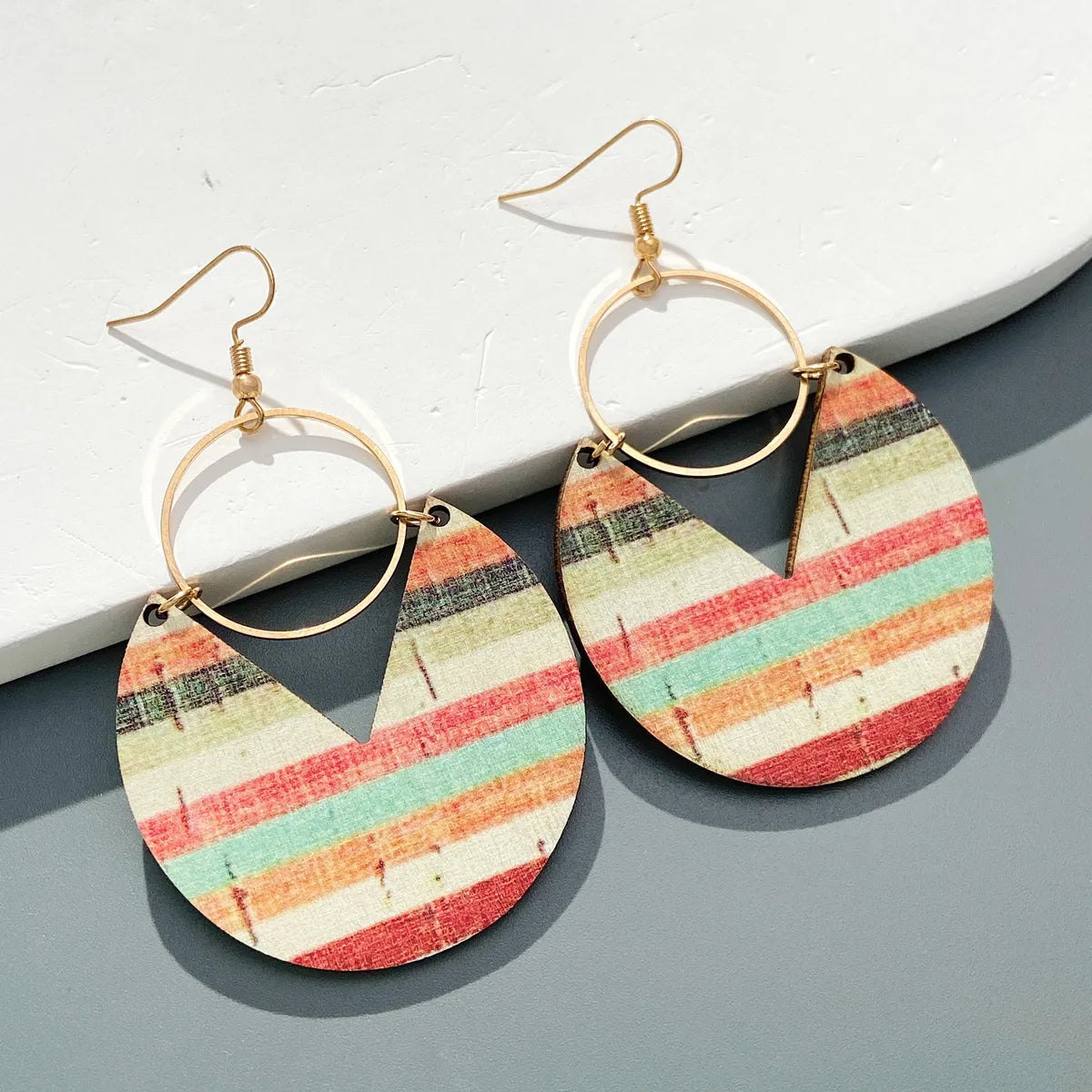 1 Pair Simple Style Stripe Flower Wood Dangling Earrings