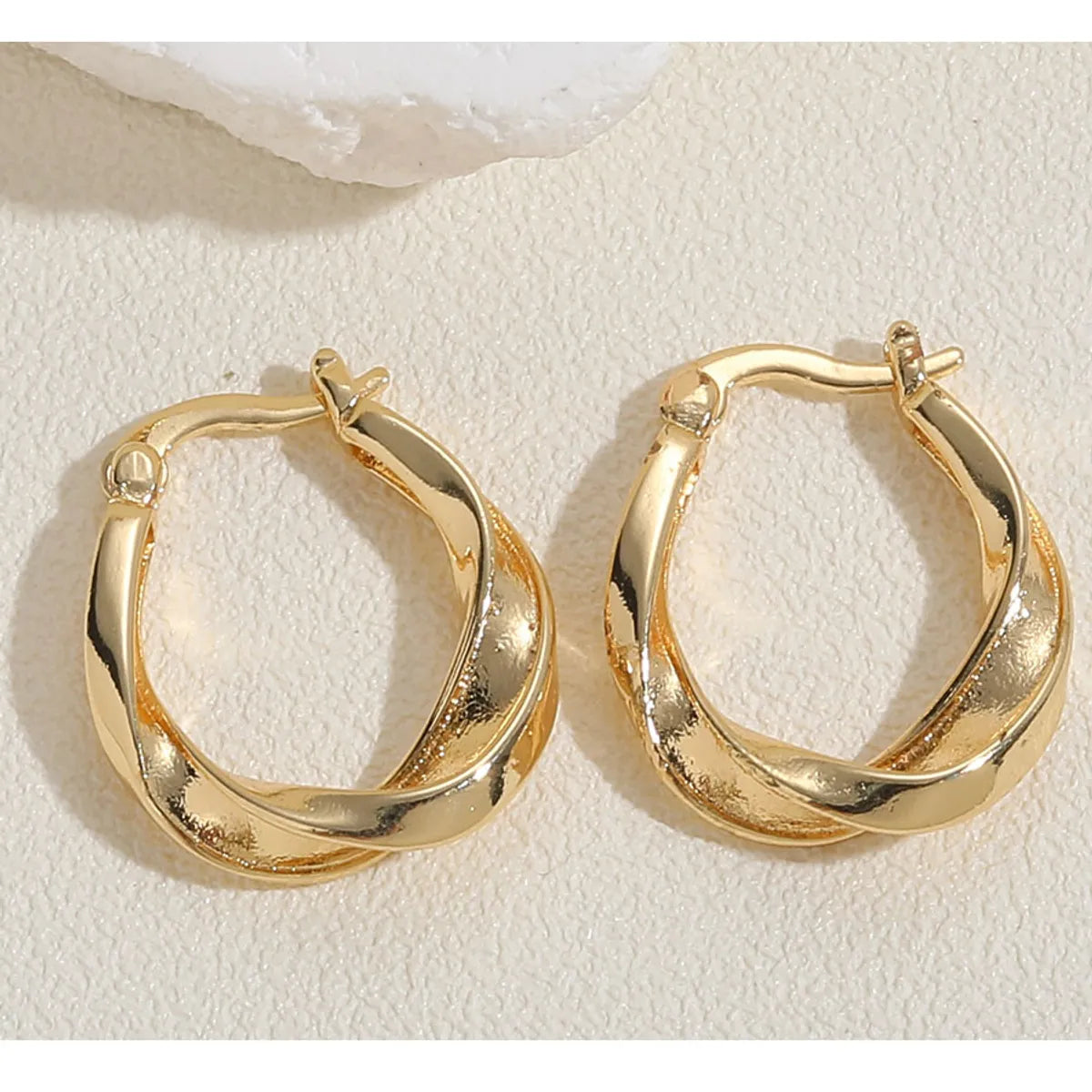 1 Pair Simple Style Twist Plating Copper 14k Gold Plated Hoop Earrings Drop Earrings