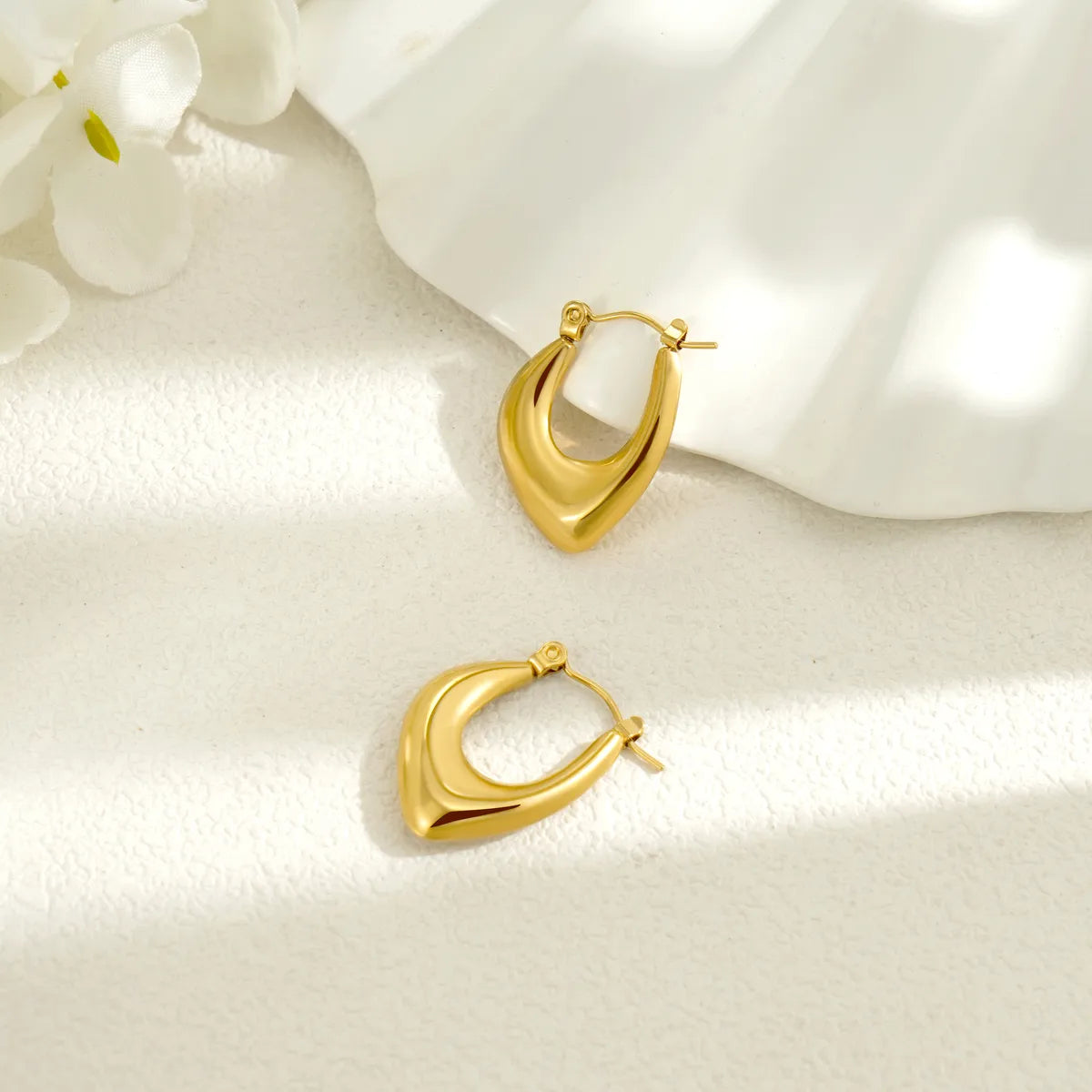 1 Pair Simple Style U Shape Asymmetrical 304 Stainless Steel 18K Gold Plated Earrings