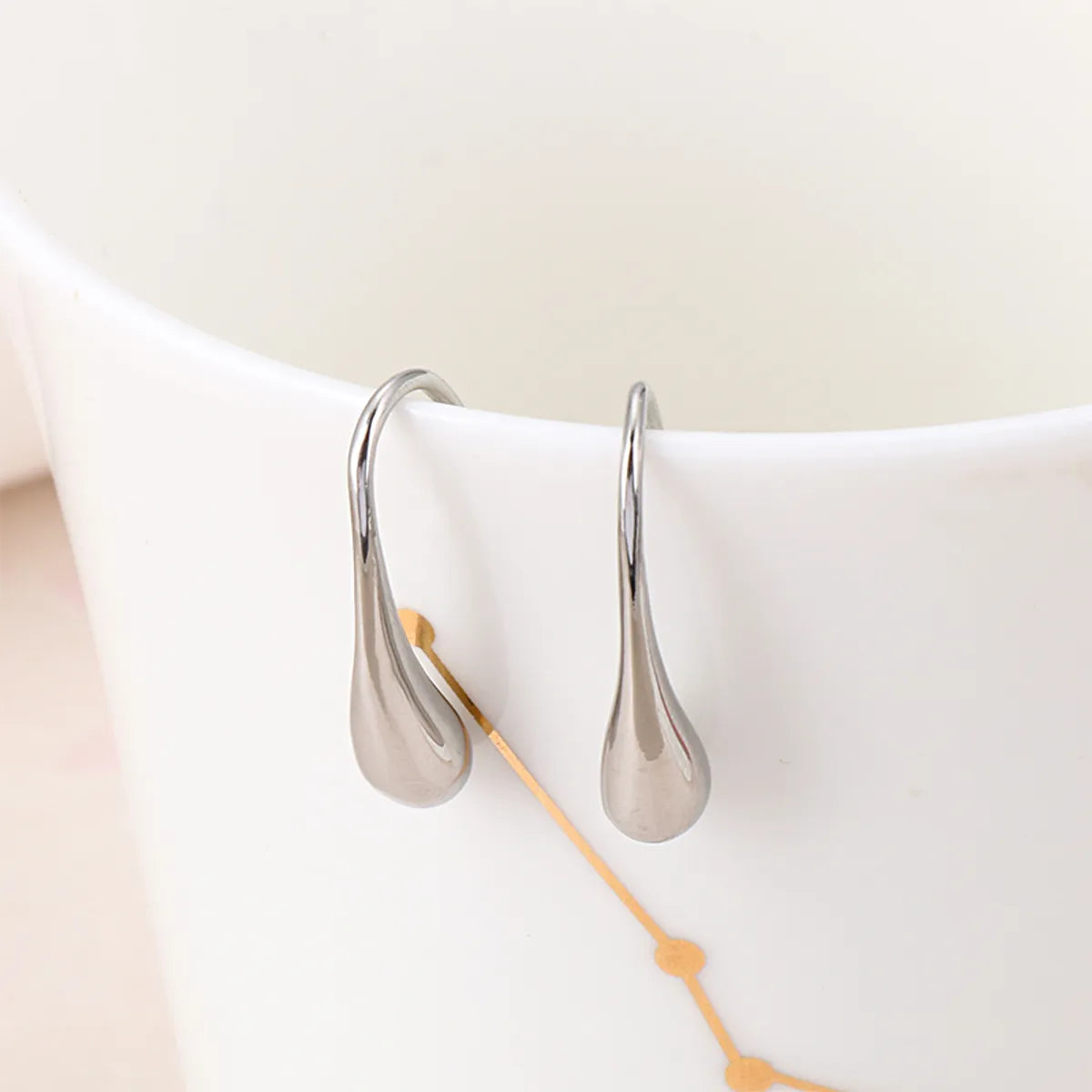 1 Pair Simple Style Water Droplets 304 Stainless Steel 18K Gold Plated Ear Hook