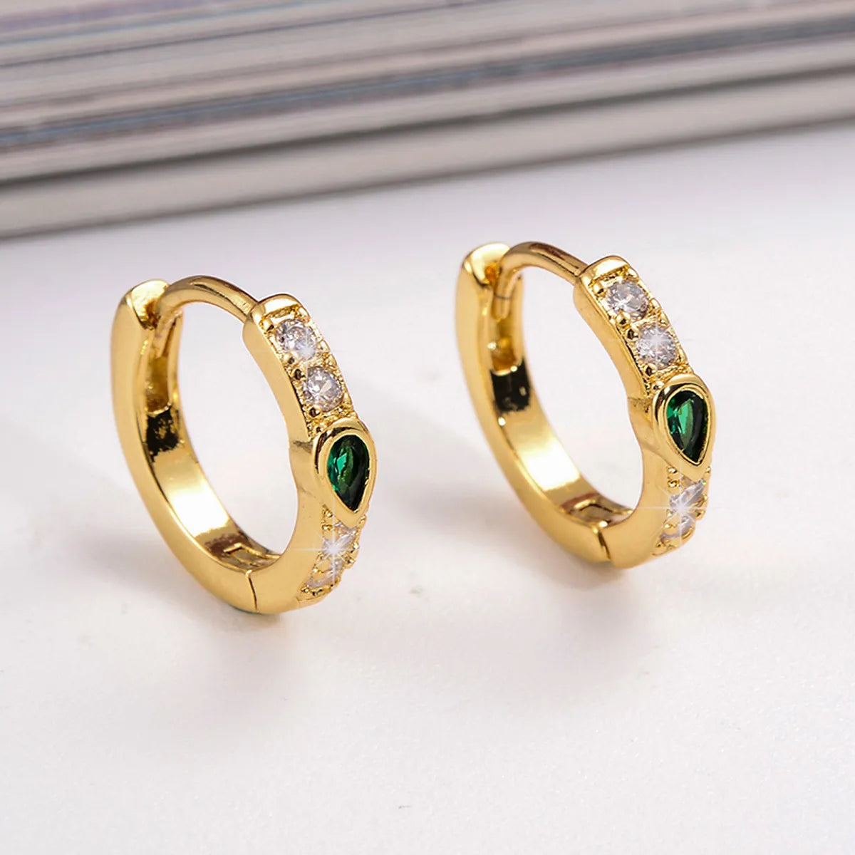 1 Pair Simple Style Water Droplets Plating Inlay Copper Zircon 18k Gold Plated Earrings