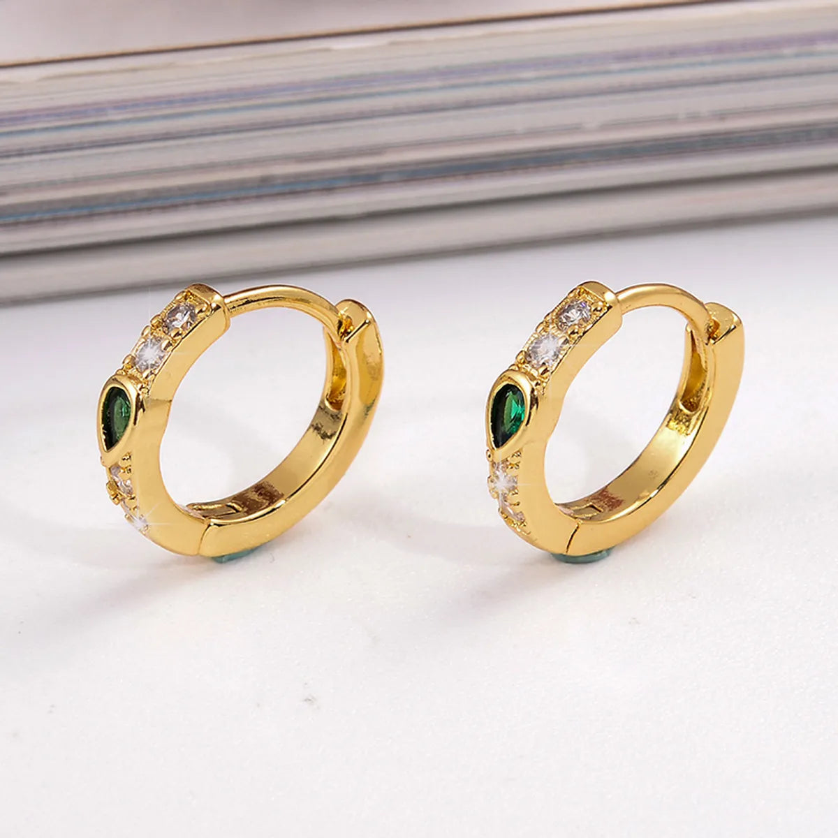 1 Pair Simple Style Water Droplets Plating Inlay Copper Zircon 18k Gold Plated Earrings