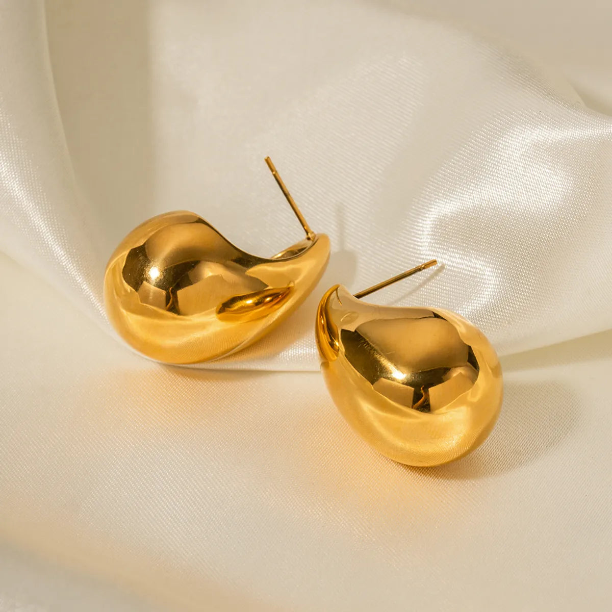 1 Pair Simple Style Water Droplets Plating Stainless Steel 18k Gold Plated Earrings