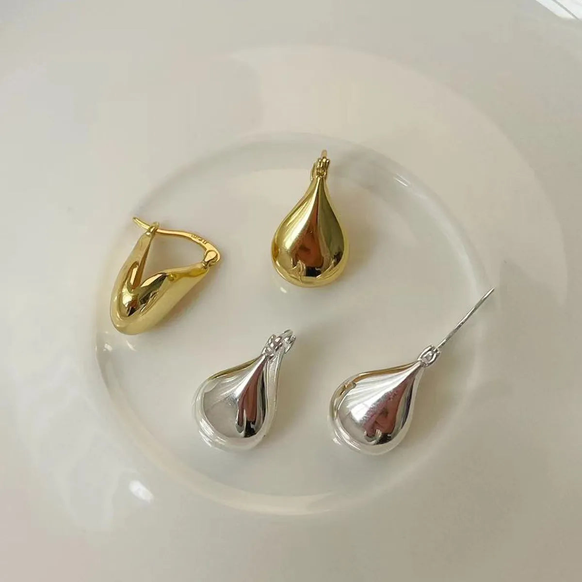 1 Pair Simple Style Water Droplets Plating Sterling Silver Gold Plated Drop Earrings