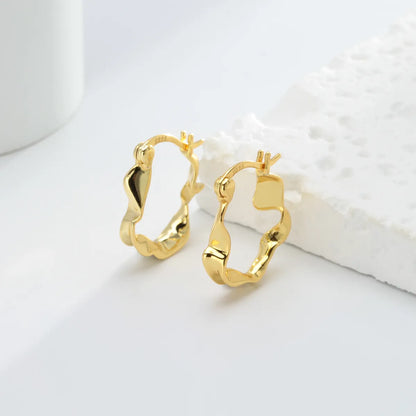 1 Pair Simple Style Waves Solid Color Plating Sterling Silver White Gold Plated Gold Plated Earrings