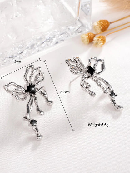 1 Pair Streetwear Shiny Butterfly Hollow Out Inlay Alloy Zircon Silver Plated Ear Studs