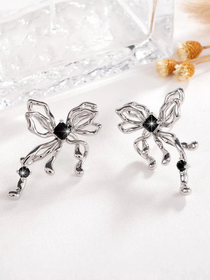 1 Pair Streetwear Shiny Butterfly Hollow Out Inlay Alloy Zircon Silver Plated Ear Studs