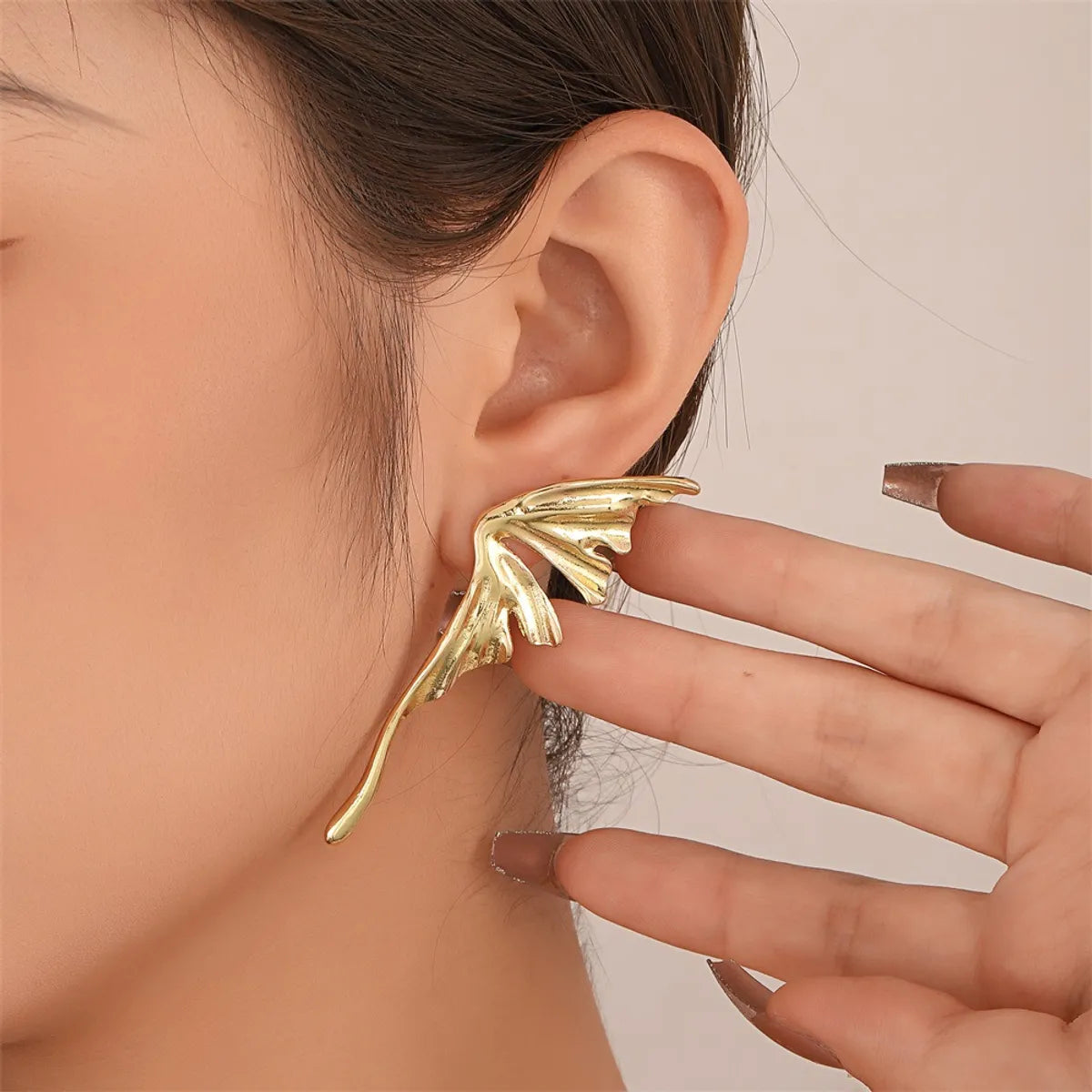 1 Pair Streetwear Wings Metal Alloy Ear Studs