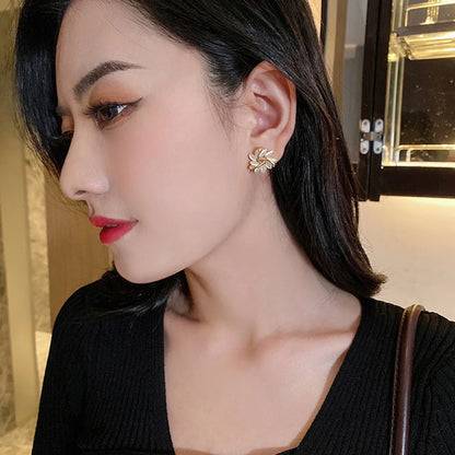 1 Pair Sweet Commute Petal Plating Hollow Out Inlay Alloy Opal Gold Plated Ear Studs