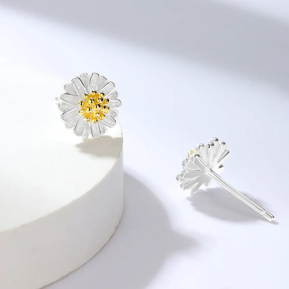 1 Pair Sweet Daisy Sterling Silver Ear Studs