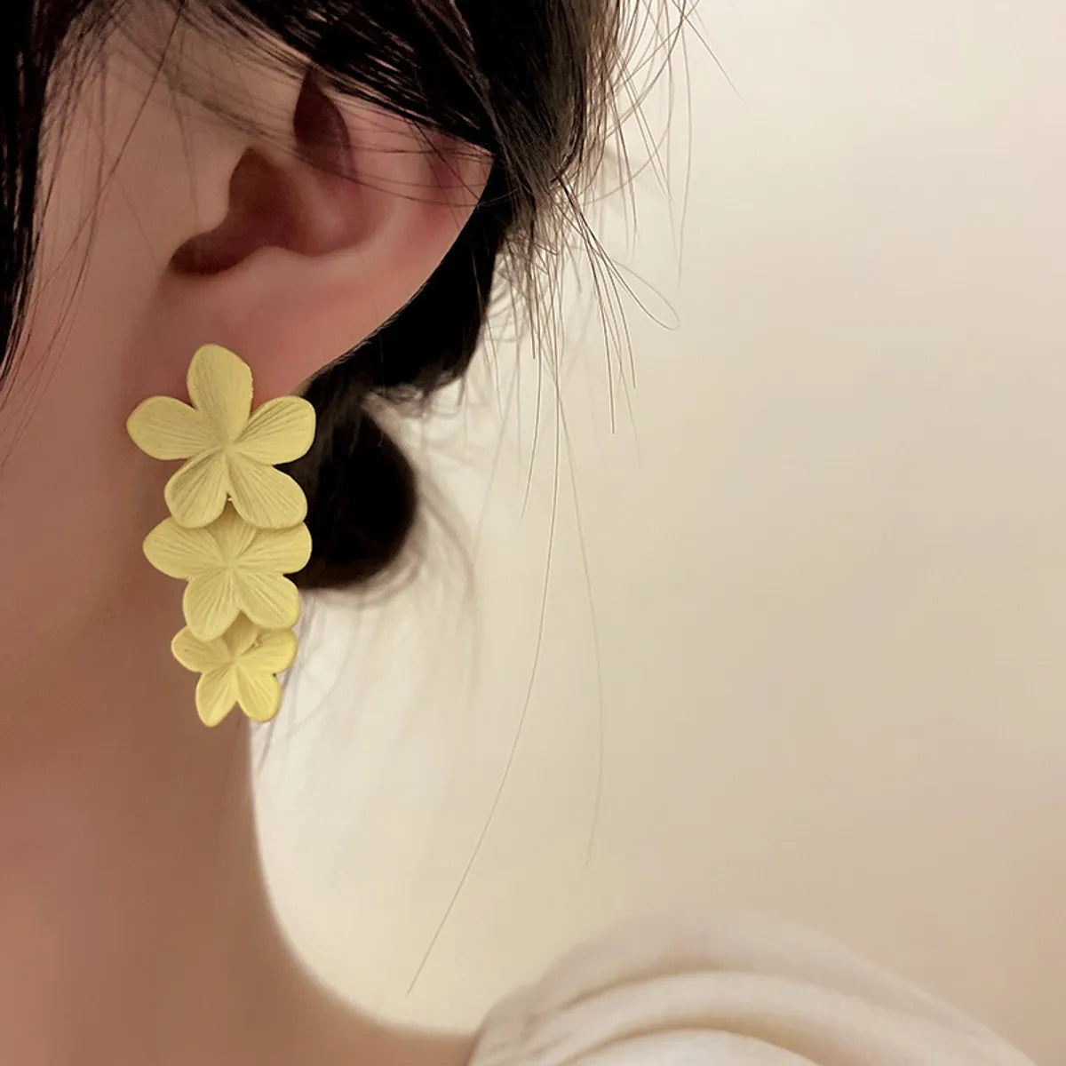 1 Pair Sweet Flower Alloy Drop Earrings