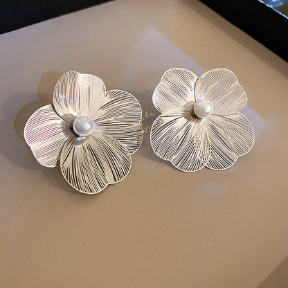 1 Pair Sweet Flower Alloy Ear Studs