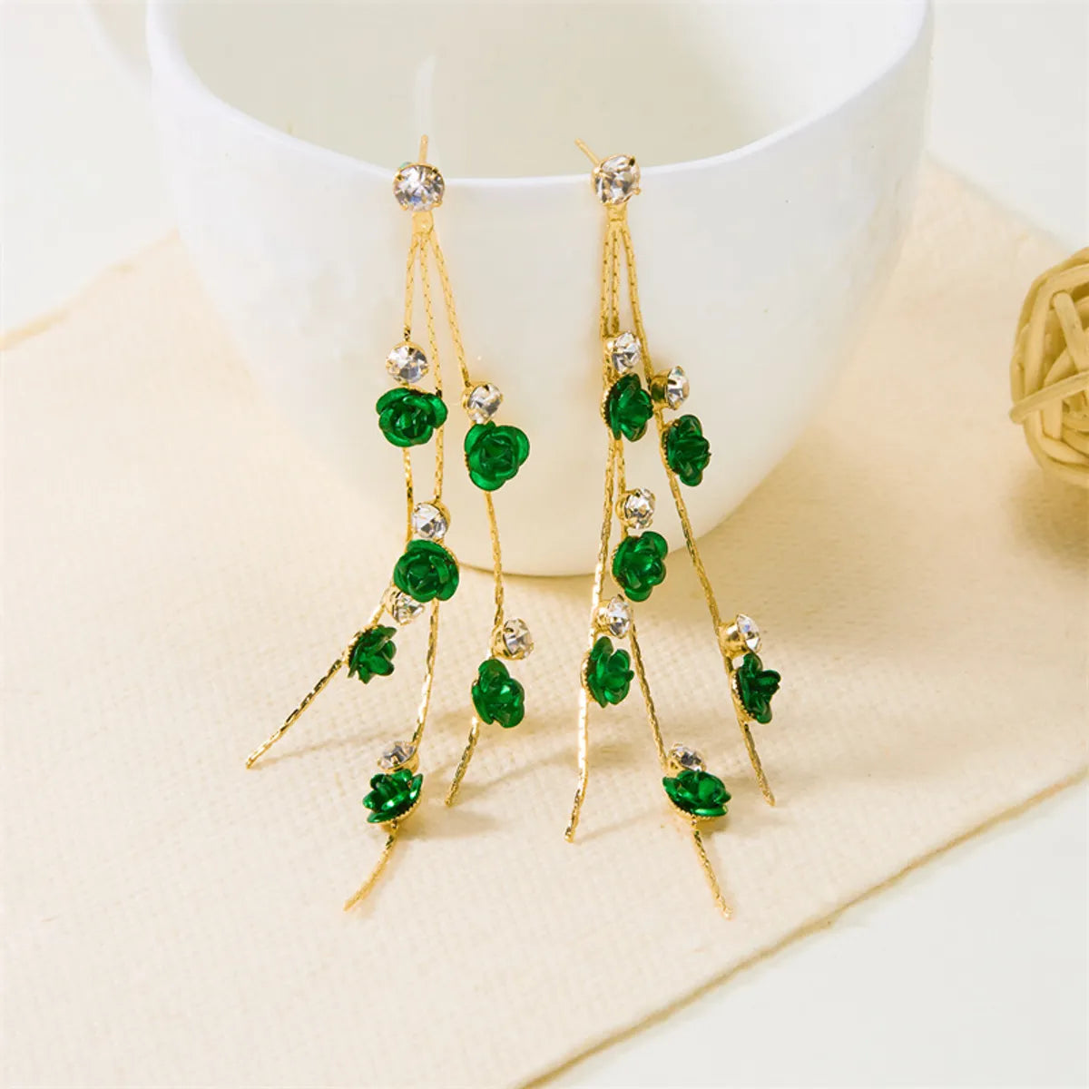 1 Pair Sweet Flower Chain Inlay Zinc Alloy Rhinestones Drop Earrings