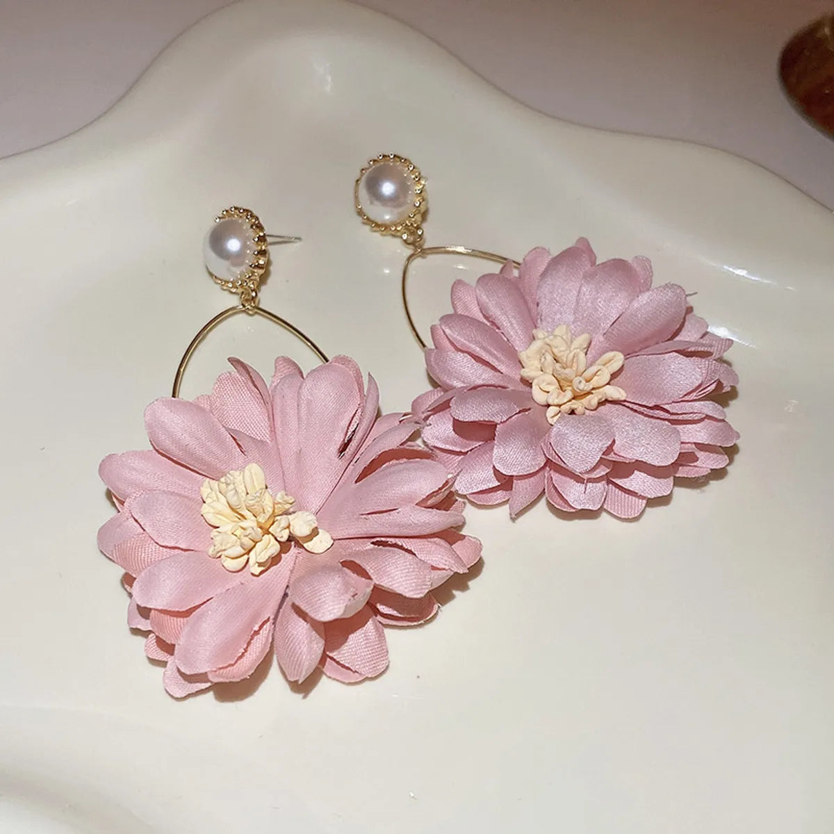 1 Pair Sweet Flower Inlay Alloy Artificial Pearls Artificial Diamond Drop Earrings Ear Studs