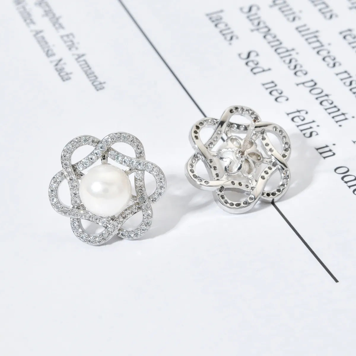 1 Pair Sweet Flower Plating Inlay Copper Artificial Pearls Zircon White Gold Plated Ear Studs