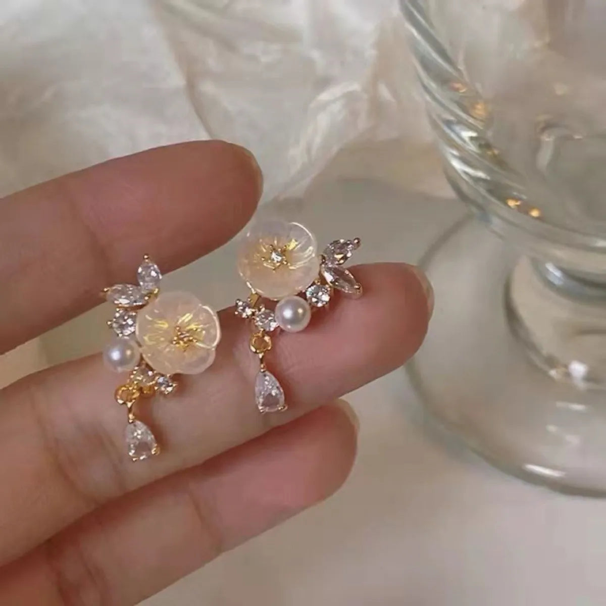 1 Pair Sweet Fruit Flower Plating Inlay Alloy Artificial Pearls Zircon Earrings