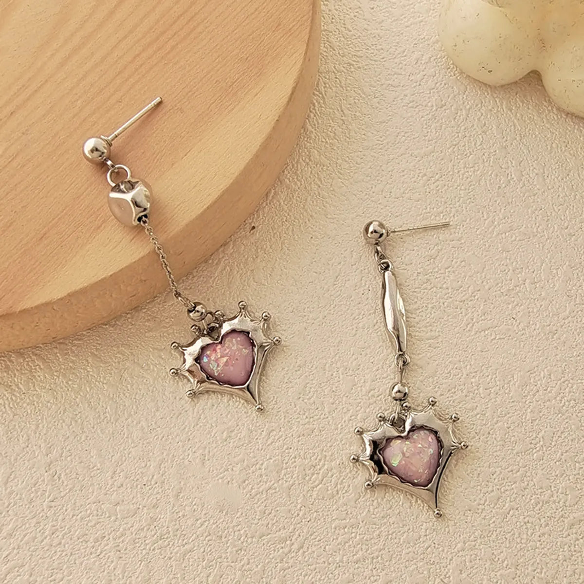 1 Pair Sweet Heart Shape Alloy Inlay Resin Women's Earrings