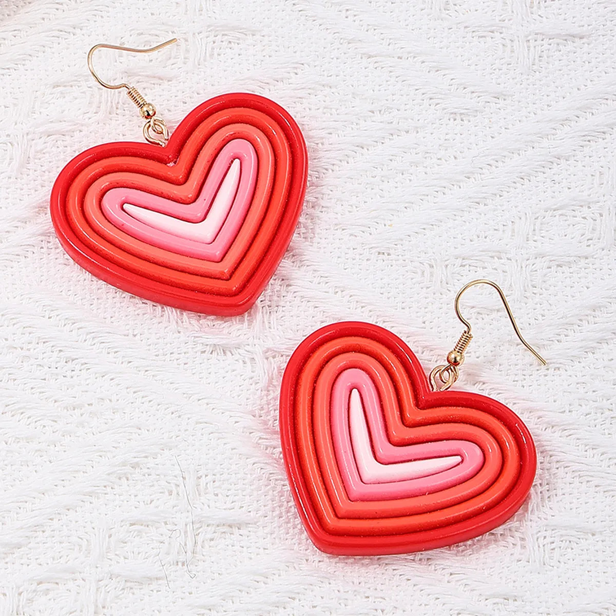 1 Pair Sweet Heart Shape Arylic Drop Earrings